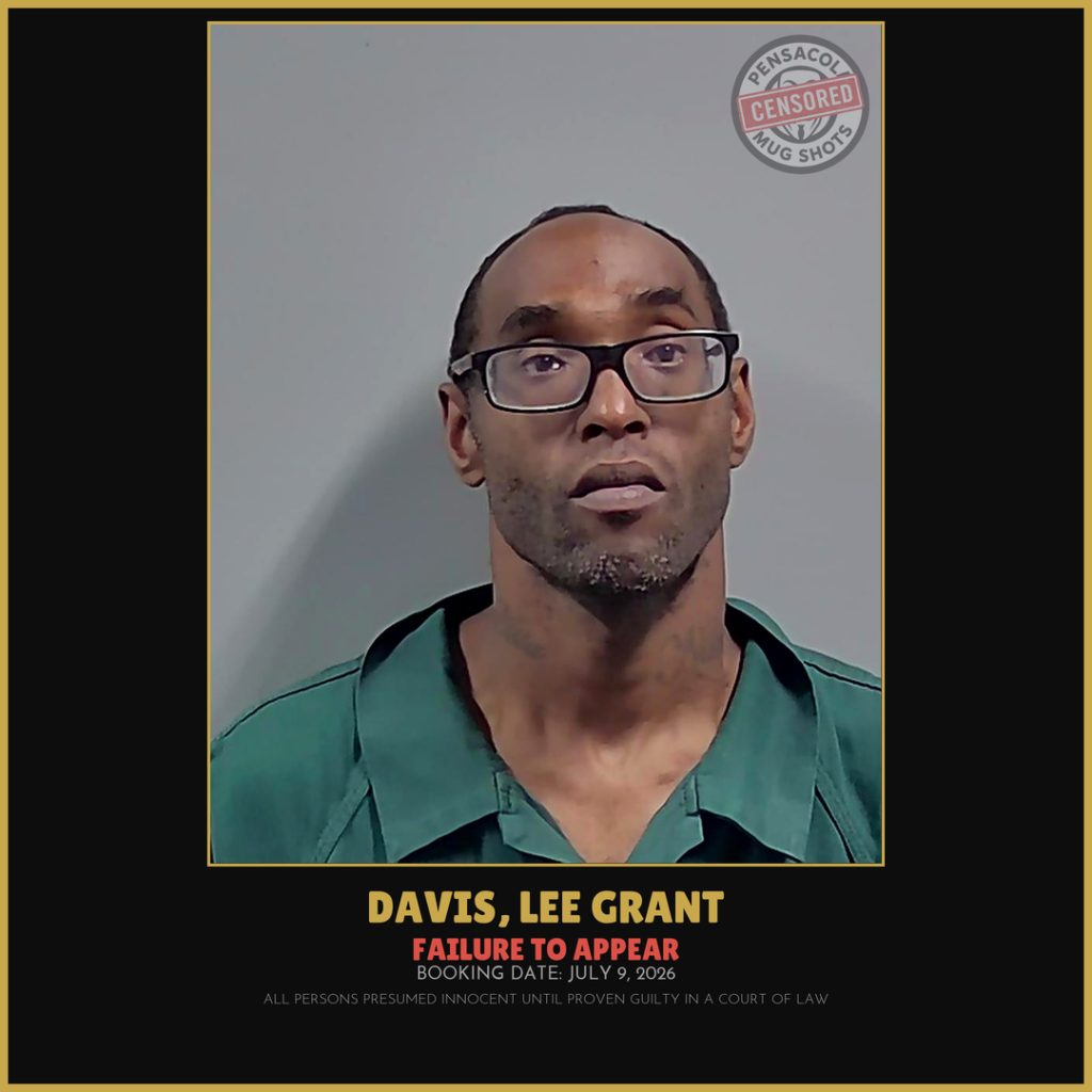 Lee Grant Davis